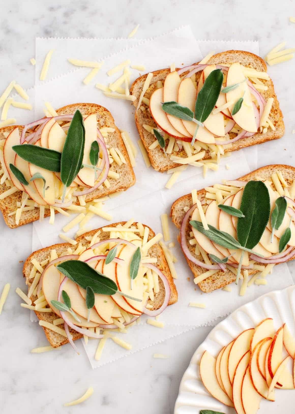 Apple Sage Grilled Cheese