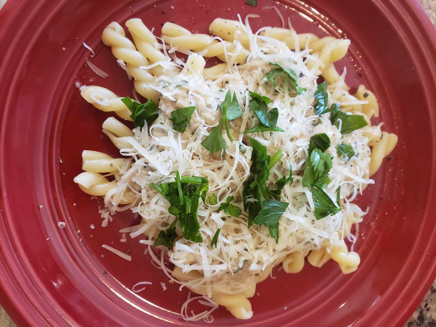 Caramelized Onion and Roasted Garlic Pasta